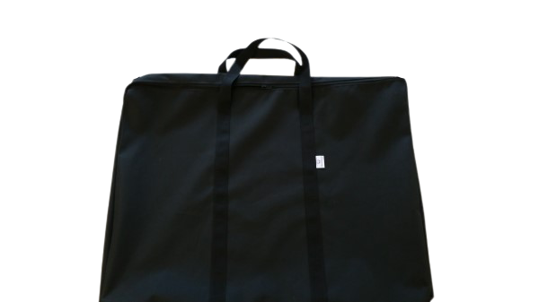 zipped rectangular bag black